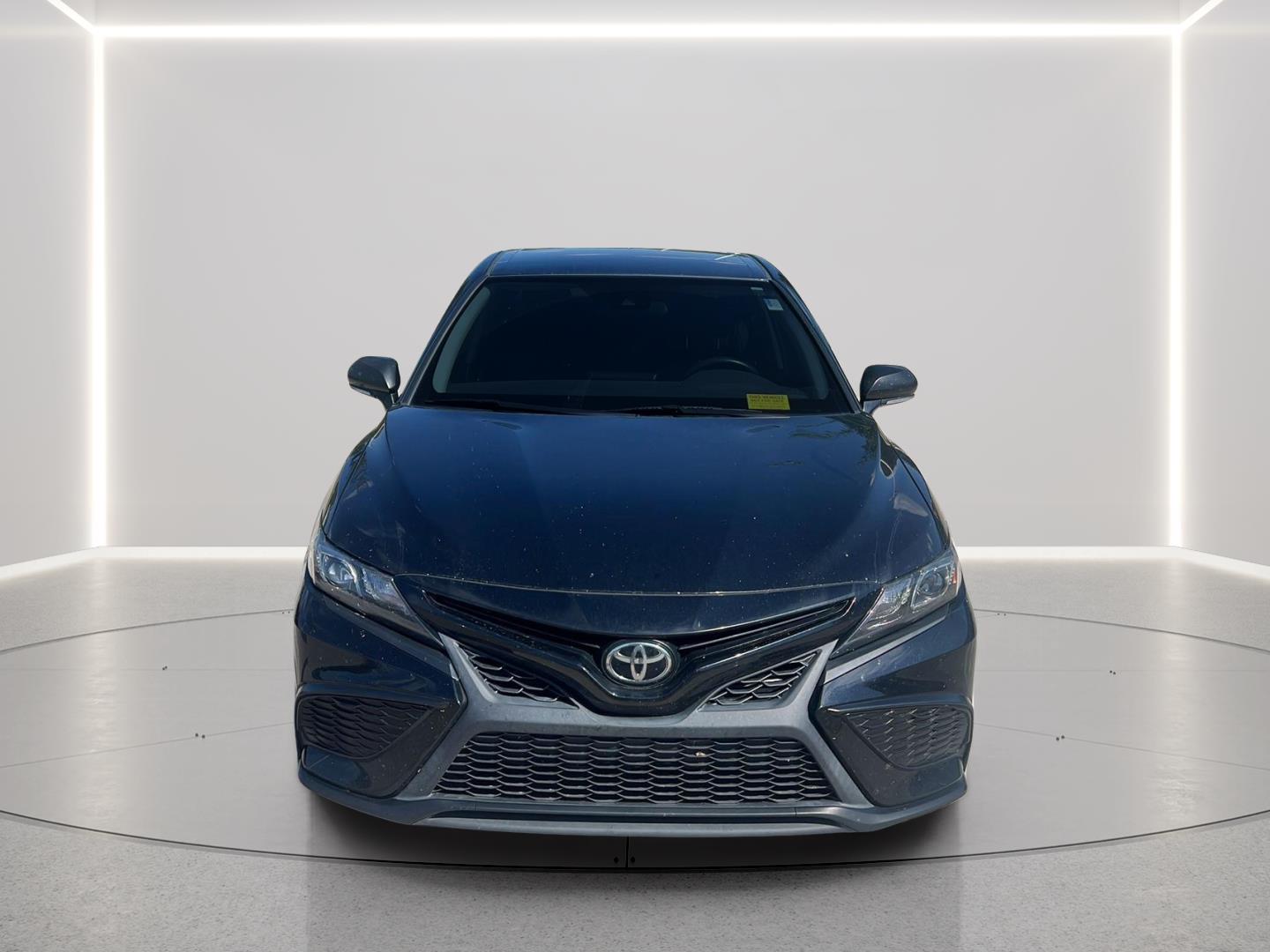 Used 2022 Toyota Camry SE with VIN 4T1G11BK5NU052204 for sale in Kansas City