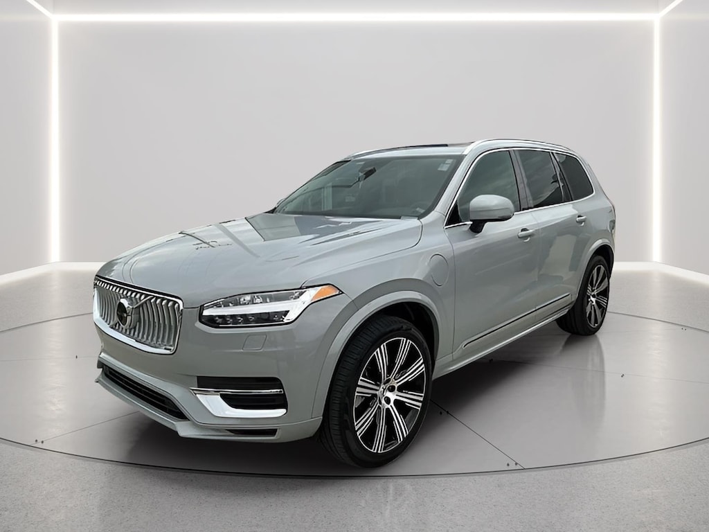 Certified 2025 Volvo XC90 Plug-In Hybrid Core SUV
