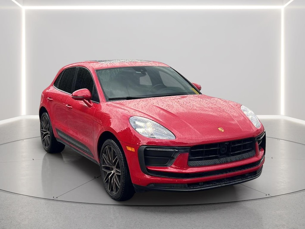 Used 2024 Porsche Macan Base SUV