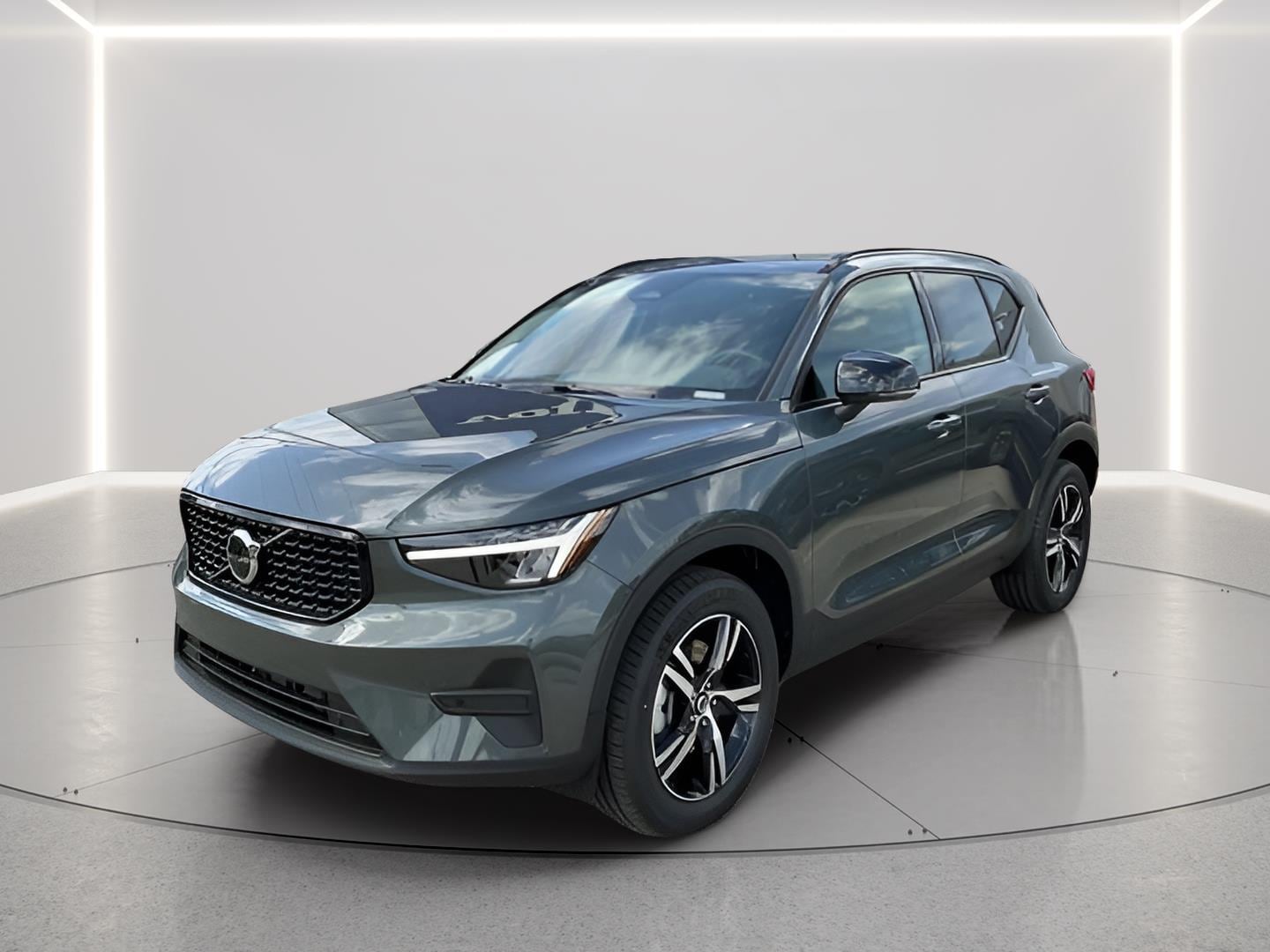 2026 Volvo XC40