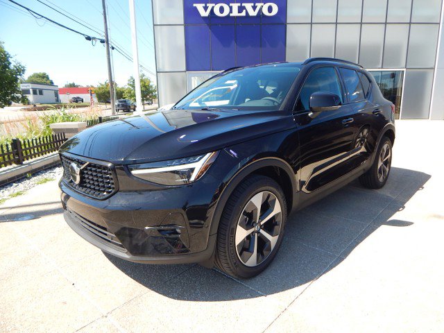 2026 Volvo XC40