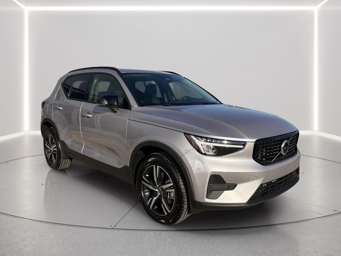 2026 Volvo XC40