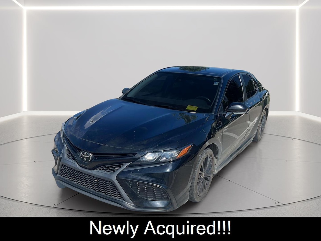 Used 2022 Toyota Camry SE Nightshade Sedan