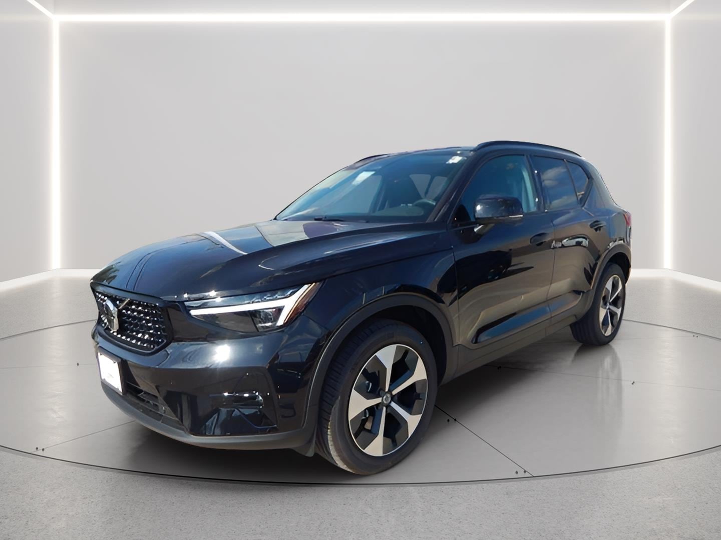 2026 Volvo XC40