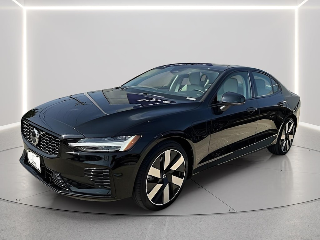 Certified 2024 Volvo S60 Recharge Plug-In Hybrid Plus Dark Theme Sedan