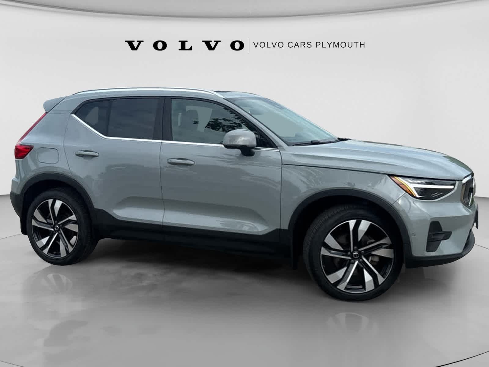 2024 Volvo XC40
