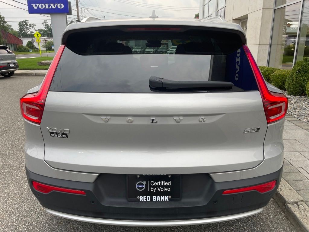 Certified 2025 Volvo XC40 B5 Plus Bright Theme SUV