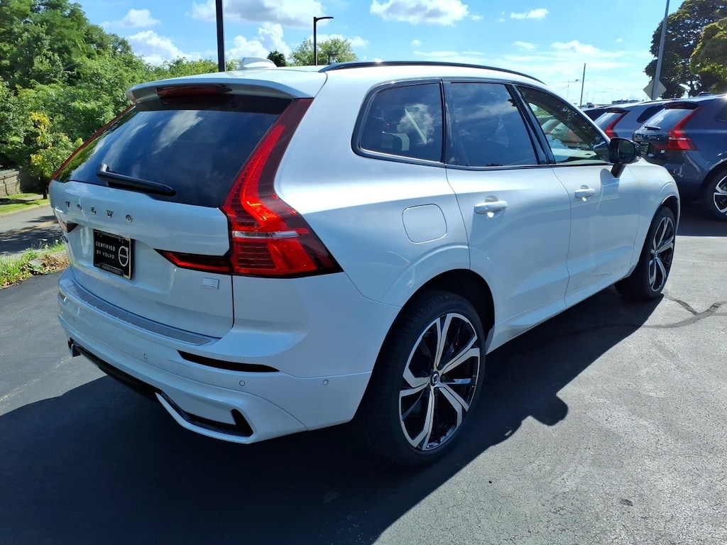Certified 2024 Volvo XC60 Recharge Plug-In Hybrid Ultimate Dark Theme T8 eAWD PHEV Ultimate Dark Theme