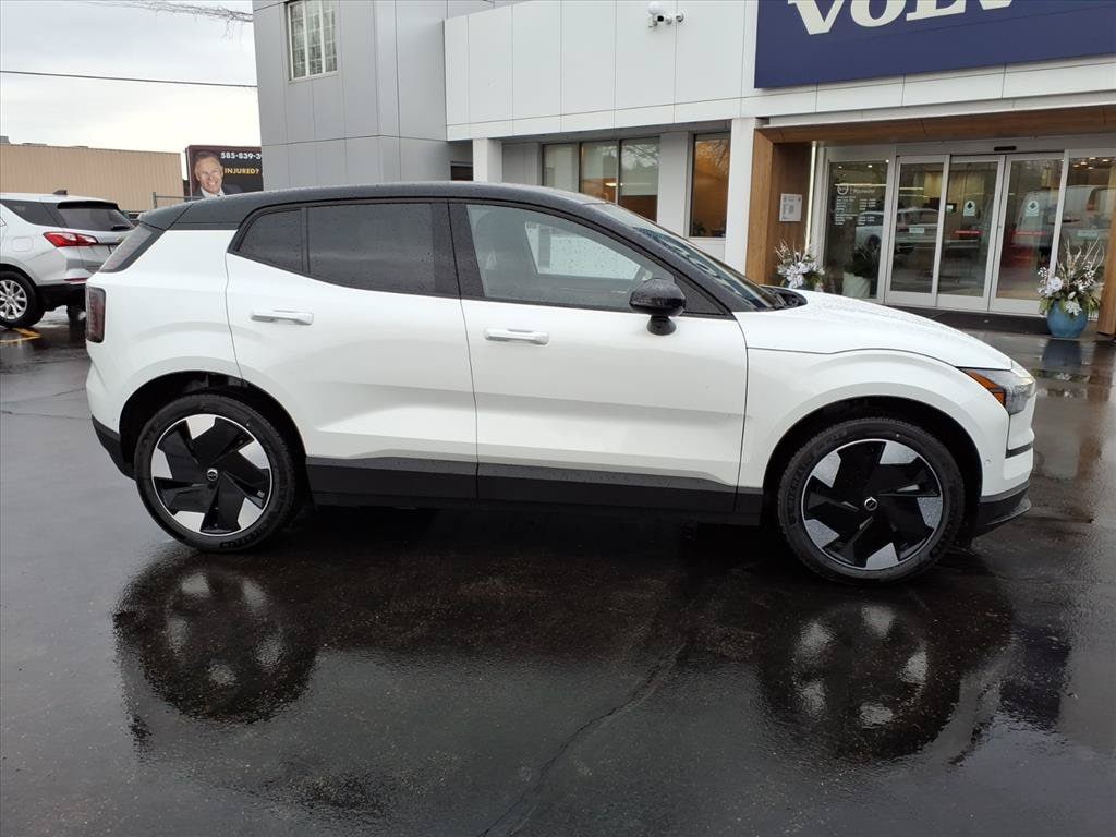 New 2026 Volvo EX30 Twin Motor Ultra SUV