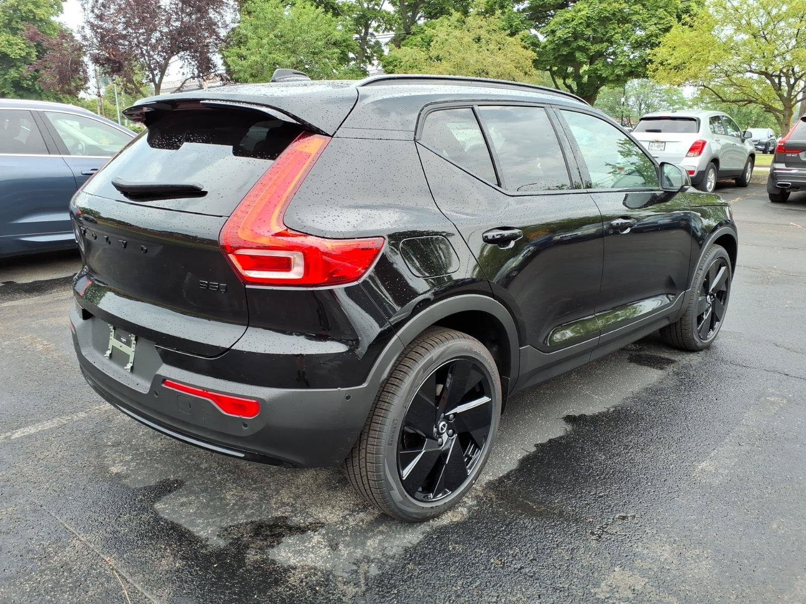 New 2026 Volvo XC40 B5 Ultra Black Edition SUV