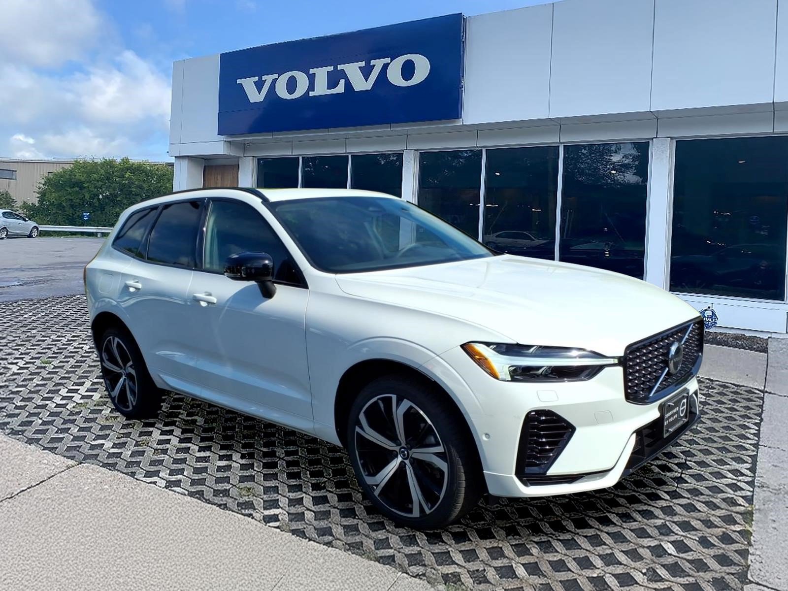  Volvo XC60 Recharge Plug-In Hybrid