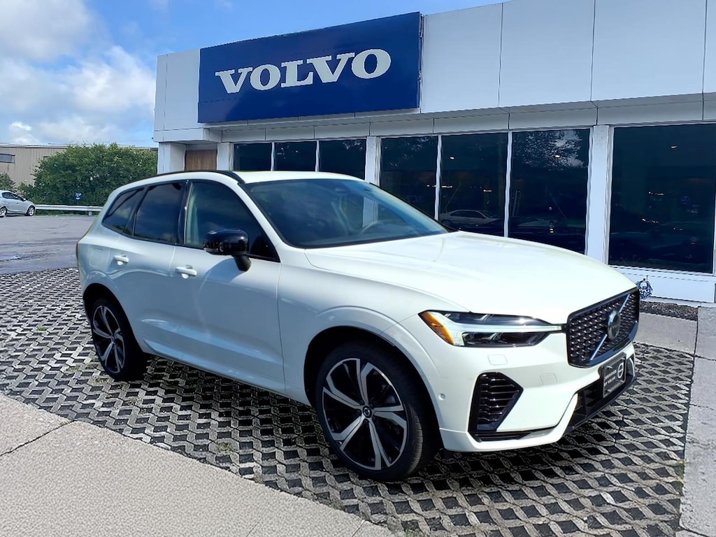 Certified 2024 Volvo XC60 Recharge Plug-In Hybrid Ultimate Dark Theme T8 eAWD PHEV Ultimate Dark Theme