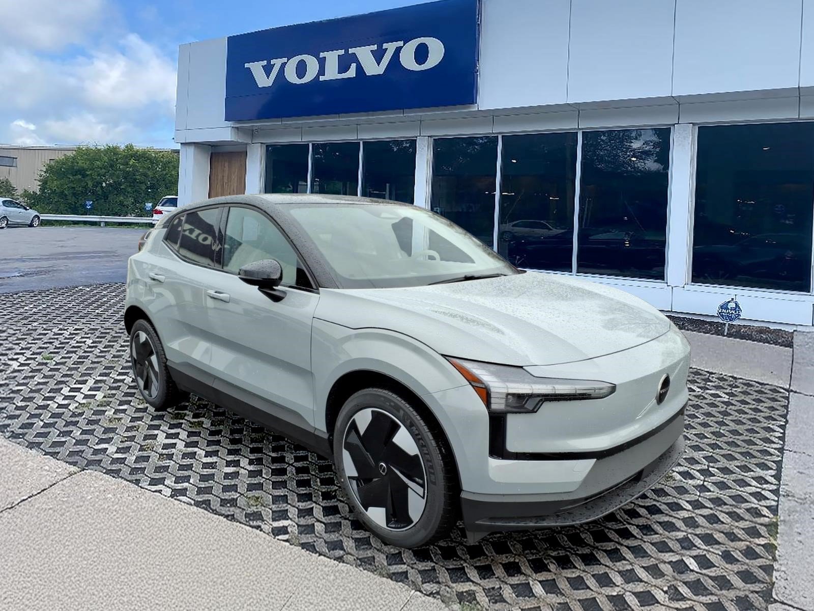 2026 Volvo EX30 Twin Motor Plus SUV