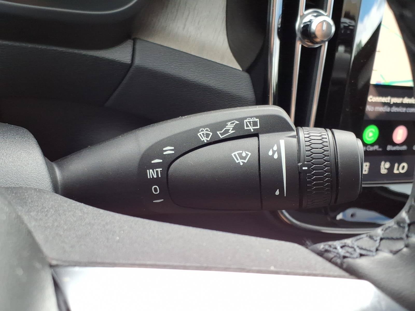 2026 Volvo XC40 Plus - Photo 20