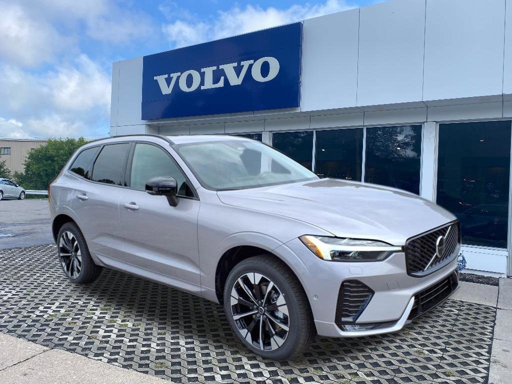 New 2026 Volvo XC60 B5 Plus SUV