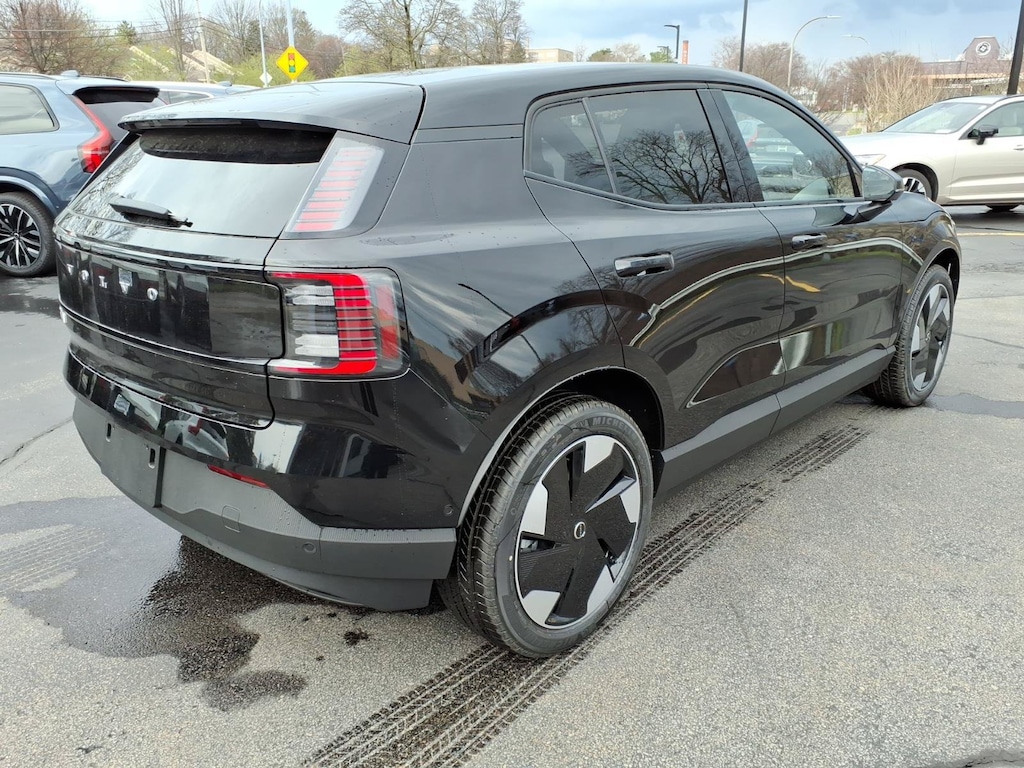 New 2026 Volvo EX30 Twin Motor Ultra SUV