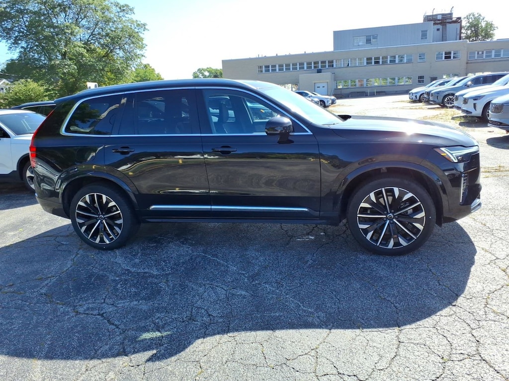 Used 2026 Volvo XC90 B5 Core SUV