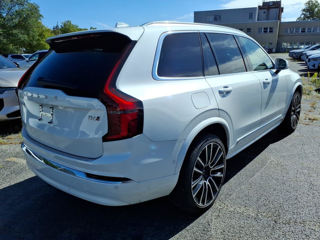 New 2026 Volvo XC90 Plus B6 AWD Plus 7-Seater
