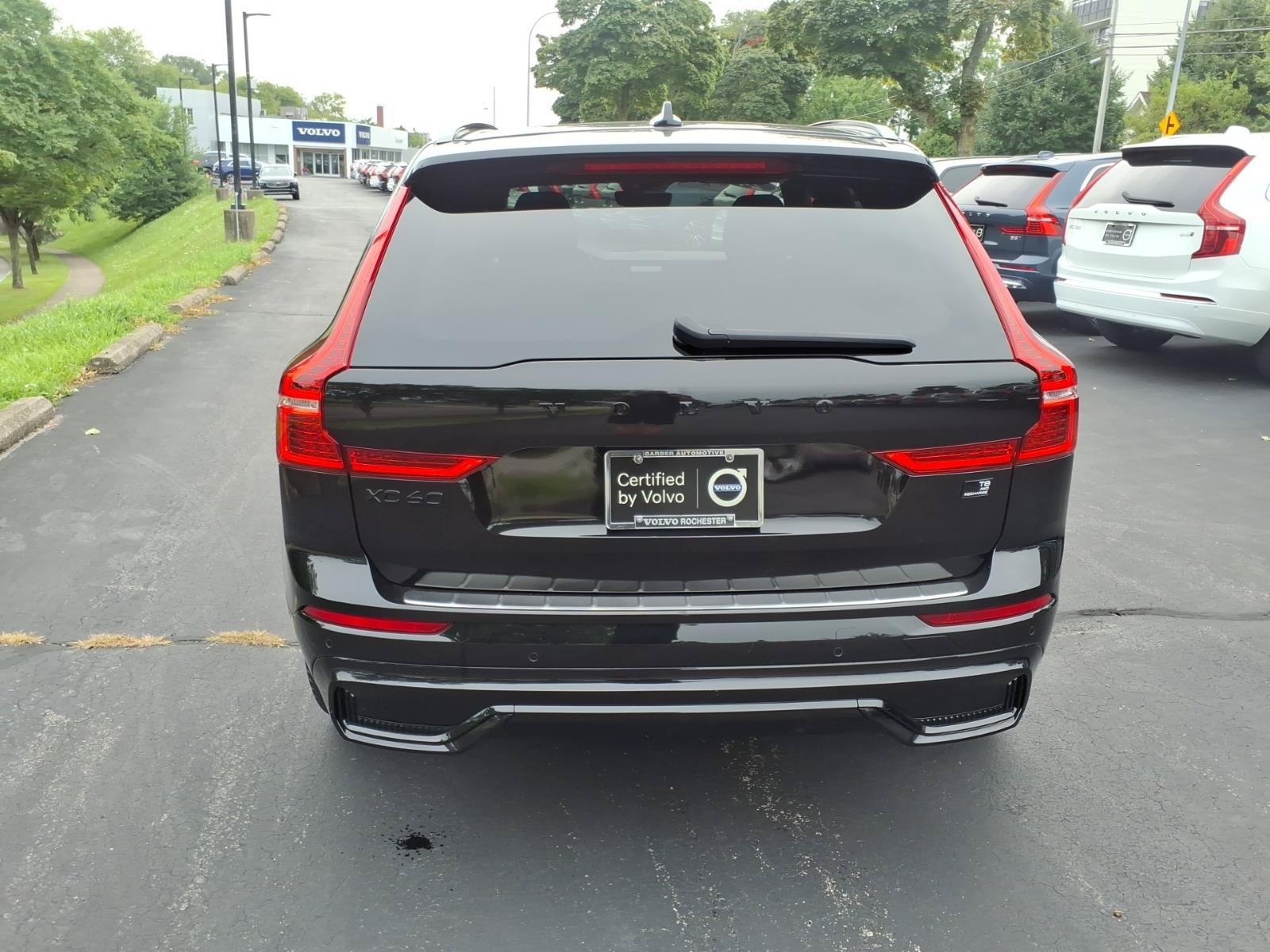 Certified 2024 Volvo XC60 Recharge Plug-In Hybrid Ultimate Black Edition T8 eAWD PHEV Ultimate Black Edition