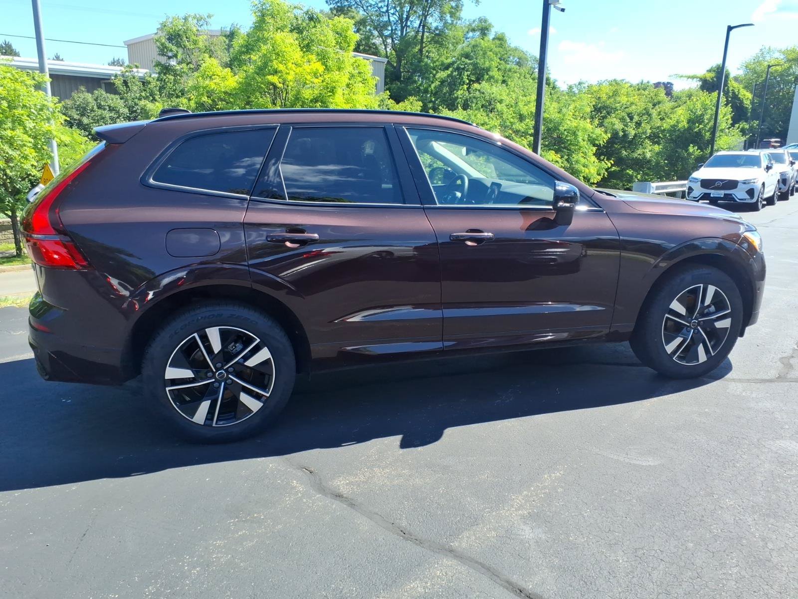 New 2026 Volvo XC60 Plus B5 AWD Plus