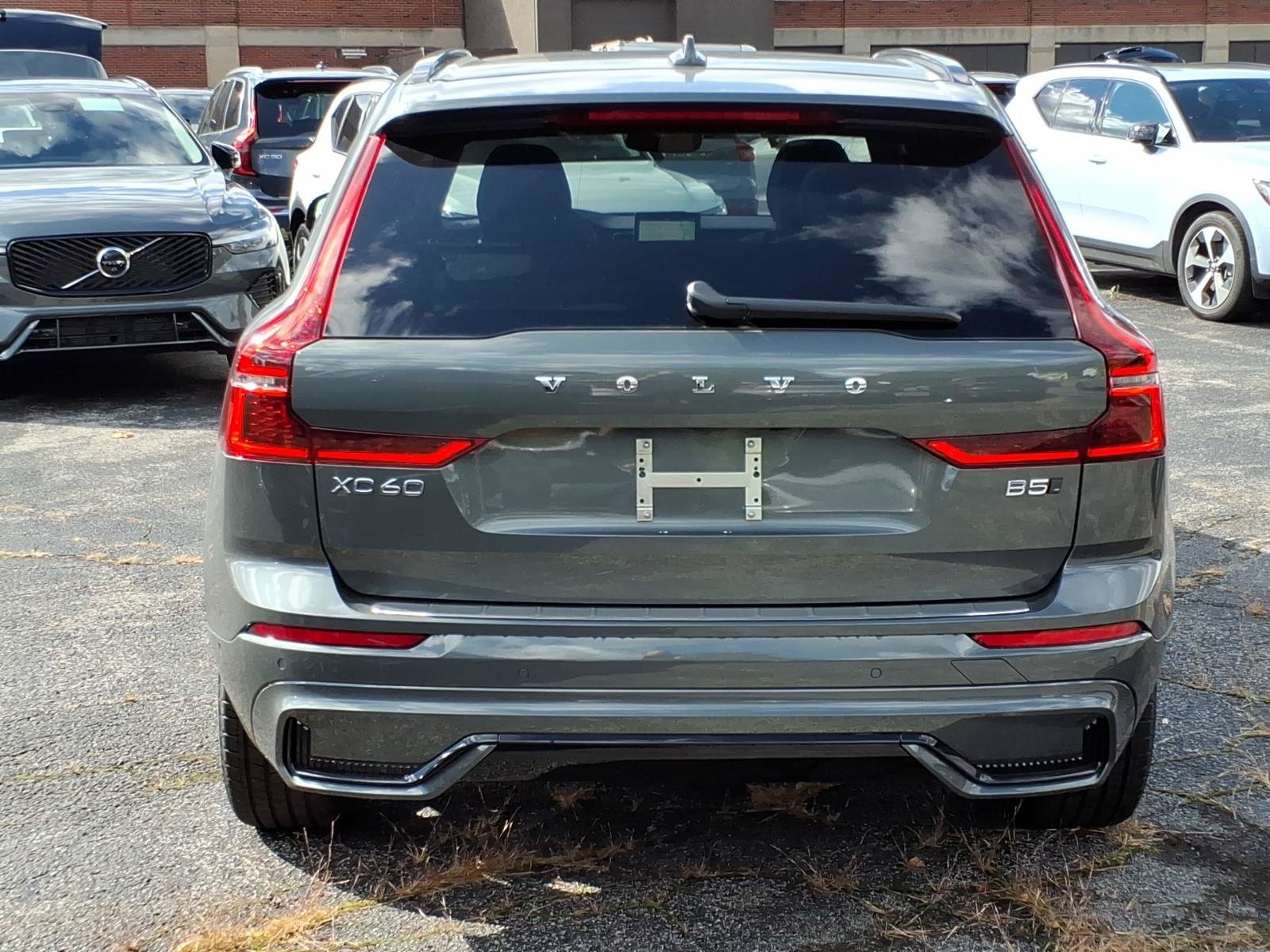 New 2027 Volvo XC60 Plus SUV