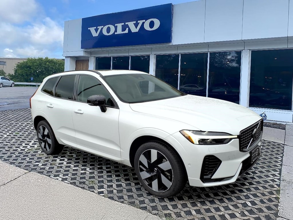 Certified 2024 Volvo XC60 Recharge Plug-In Hybrid Plus Dark Theme T8 eAWD PHEV Plus Dark Theme