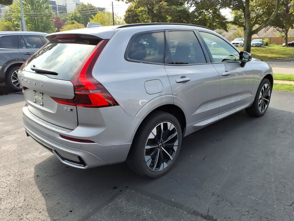 New 2026 Volvo XC60 Plus B5 AWD Plus