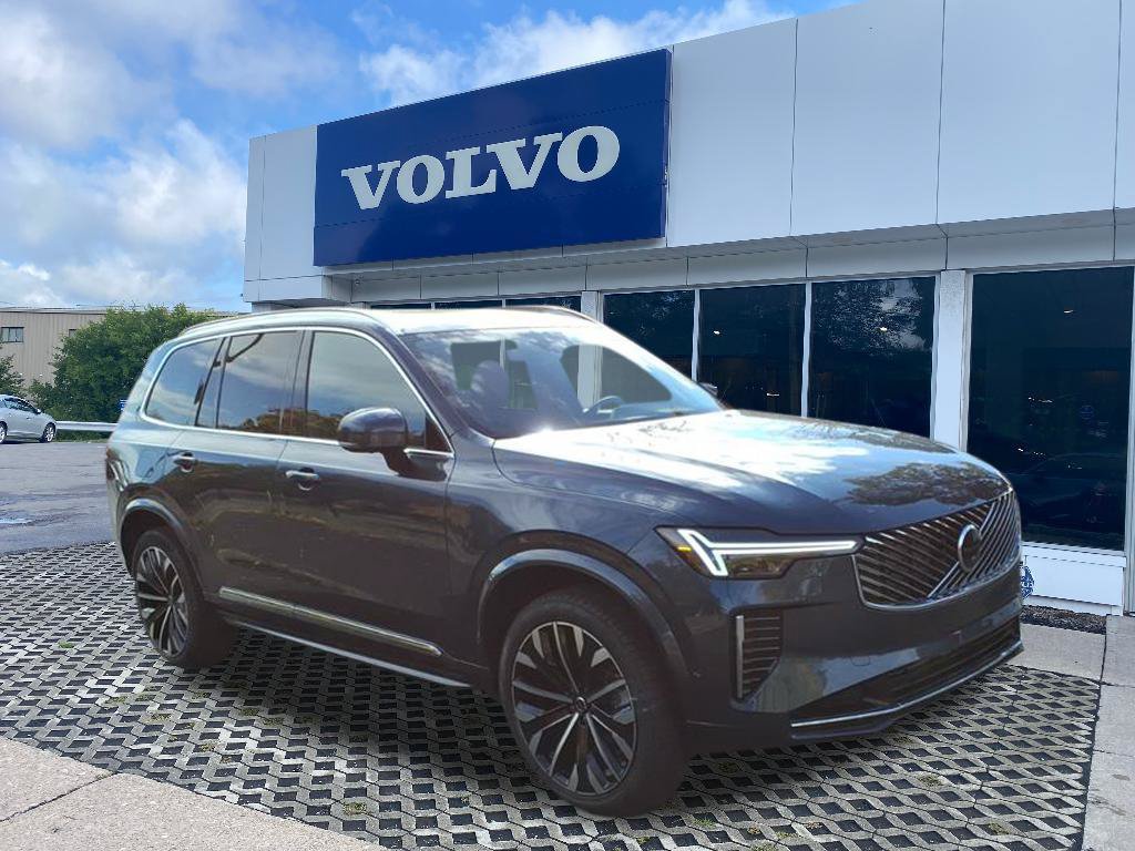  Volvo XC90 plug-in hybrid