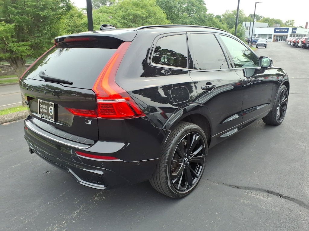 Certified 2024 Volvo XC60 Recharge Plug-In Hybrid Ultimate Black Edition T8 eAWD PHEV Ultimate Black Edition