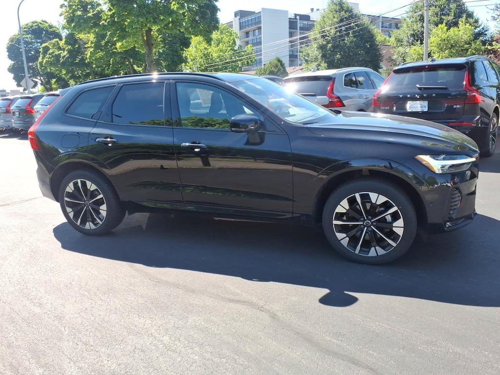 New 2026 Volvo XC60 Plus B5 AWD Plus