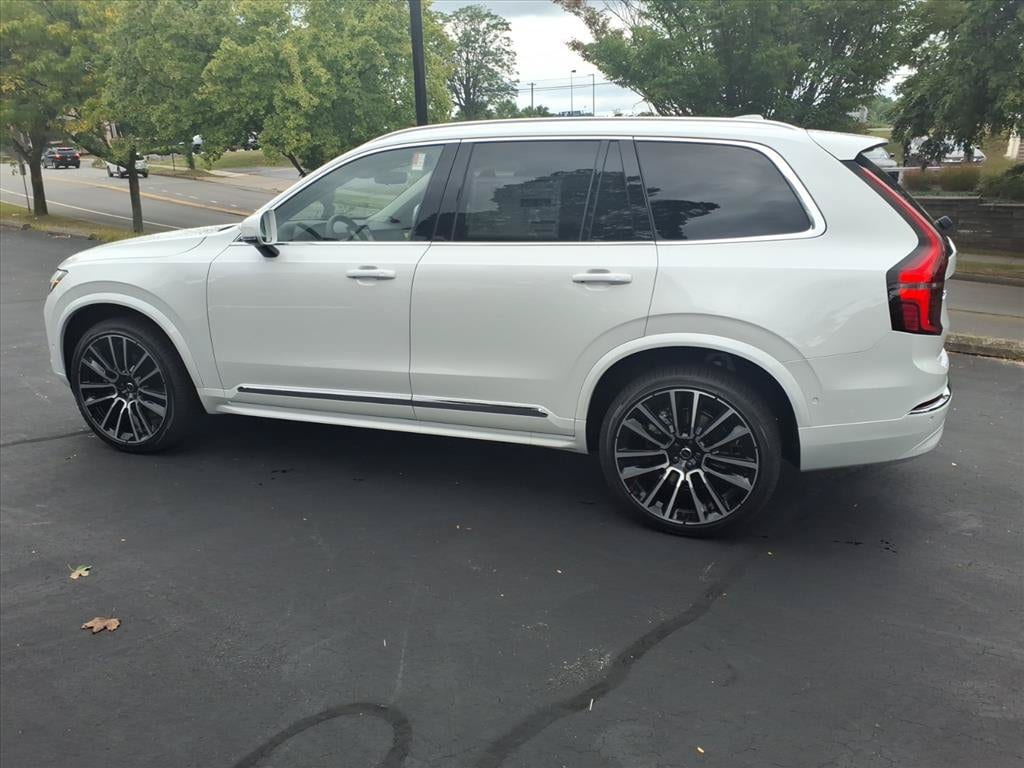 2026 Volvo XC90 Plus - Photo 6