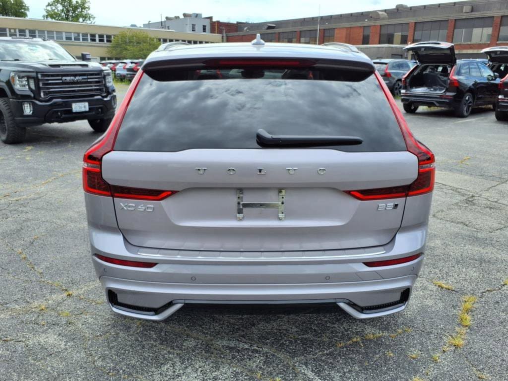 New 2026 Volvo XC60 B5 Plus SUV