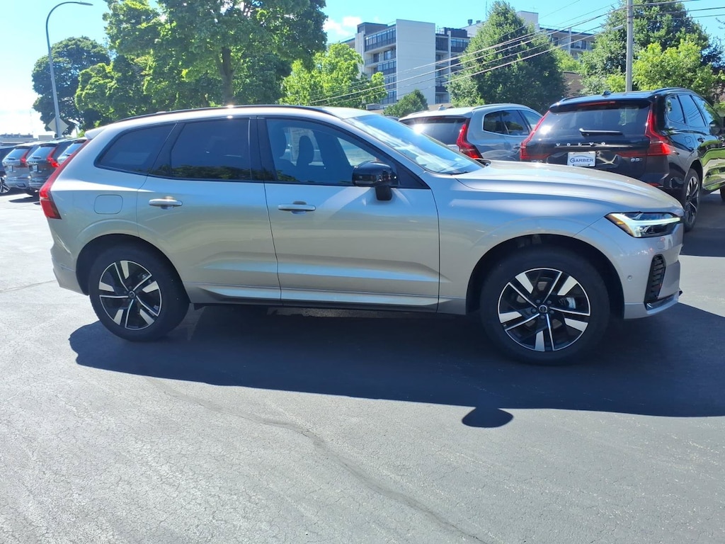 New 2026 Volvo XC60 Plus B5 AWD Plus