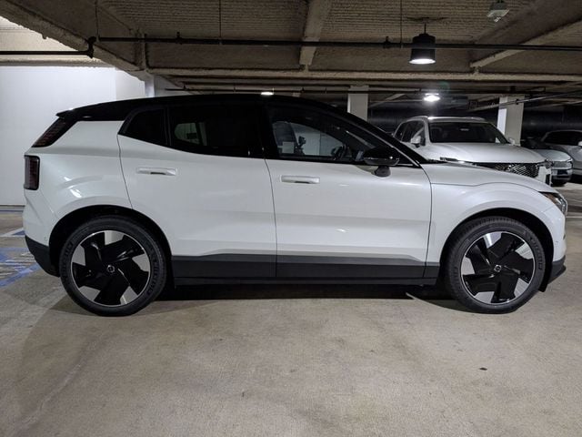 2025 Volvo EX30 Ultra - Photo 2