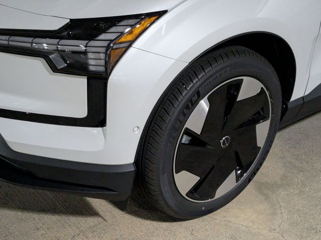 2025 Volvo EX30 Ultra - Photo 9