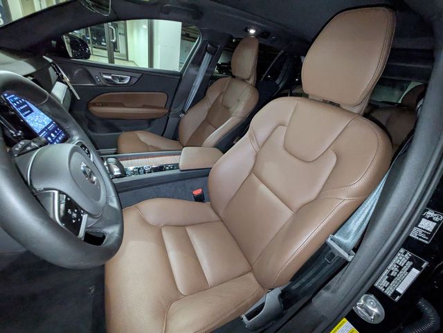 2026 Volvo V60 Cross Country Plus - Photo 13