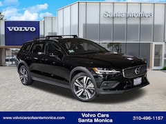 2026 Volvo V60 Cross Country B5 Plus AWD Wagon