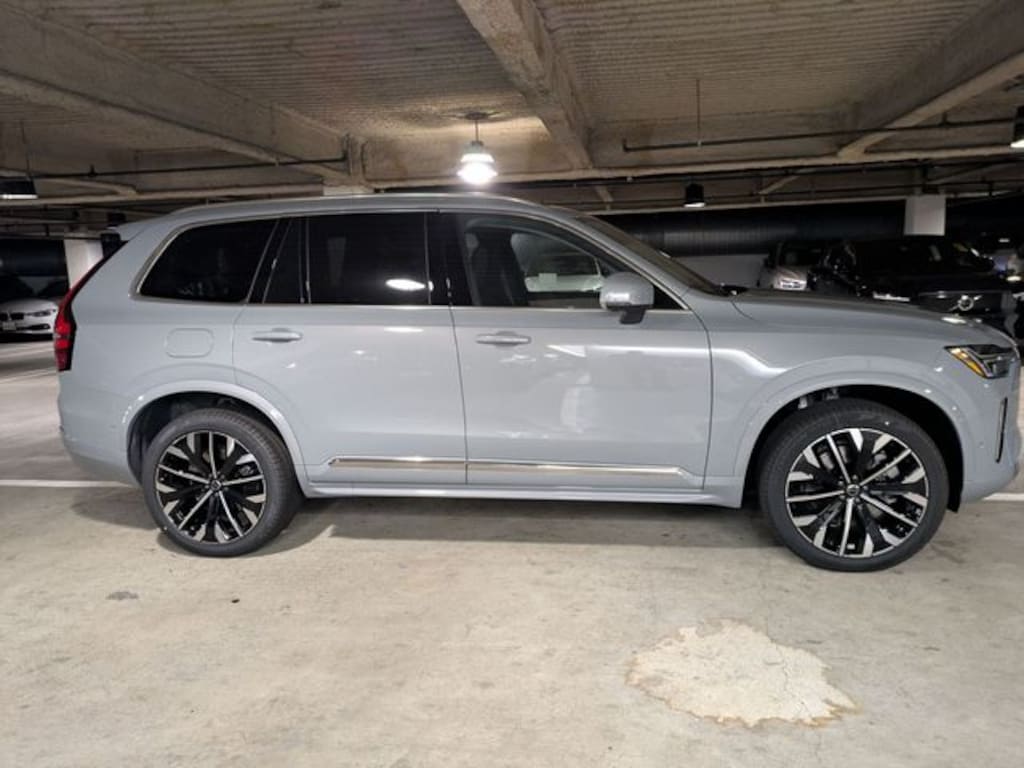 New 2026 Volvo XC90 plug-in hybrid T8 Plus 6-Seater SUV