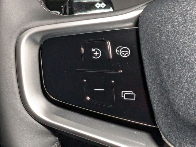 2025 Volvo EX30 Ultra - Photo 18