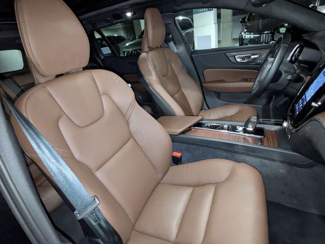 2026 Volvo V60 Cross Country Plus - Photo 30