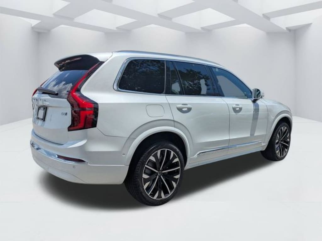 New 2026 Volvo XC90 B6 Plus 7-Seater SUV