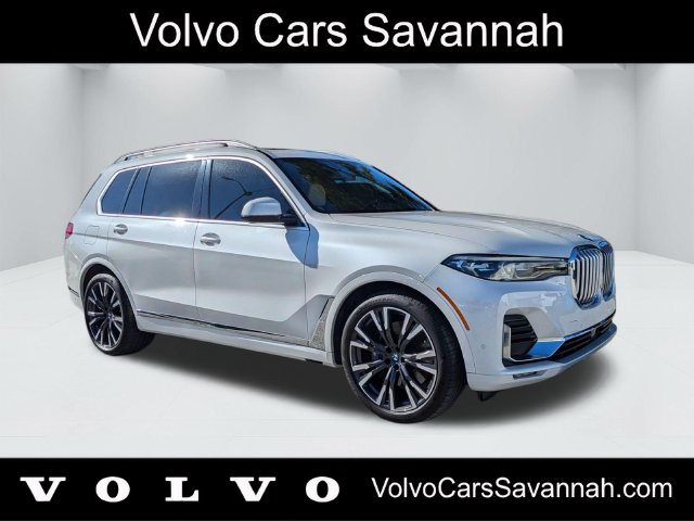 2021 BMW X7 40i