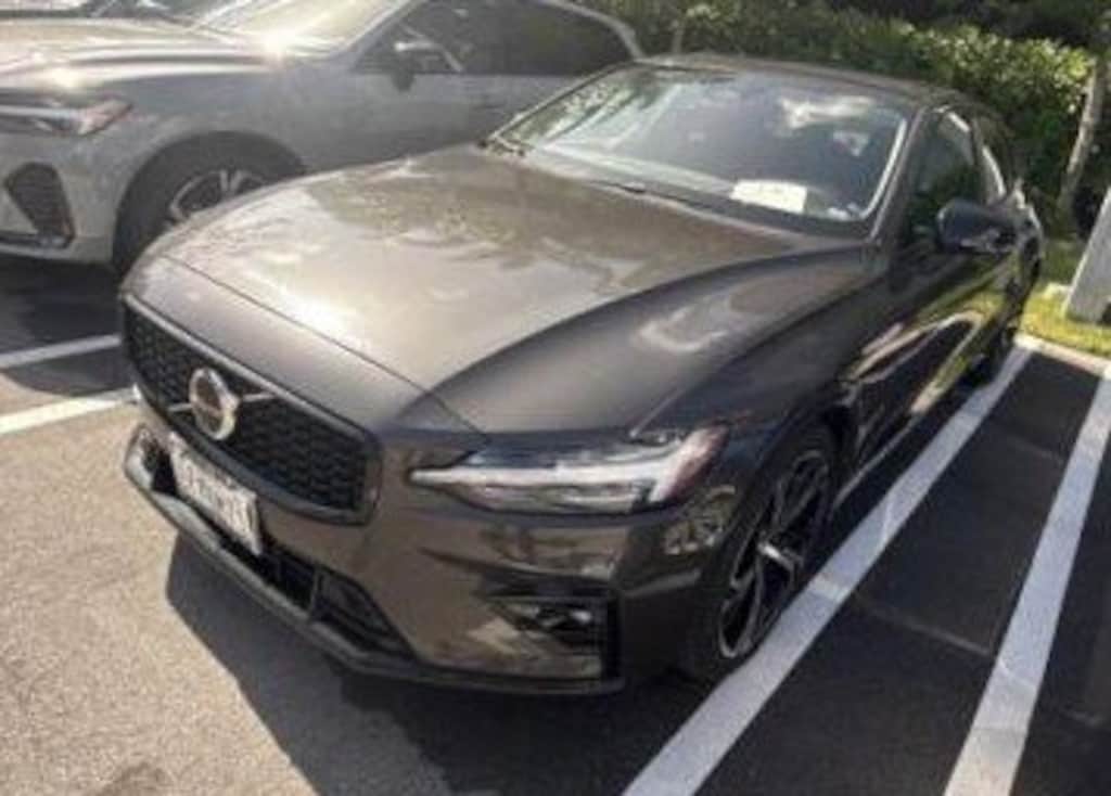 Used 2023 Volvo S60 B5 Core Dark Theme Sedan