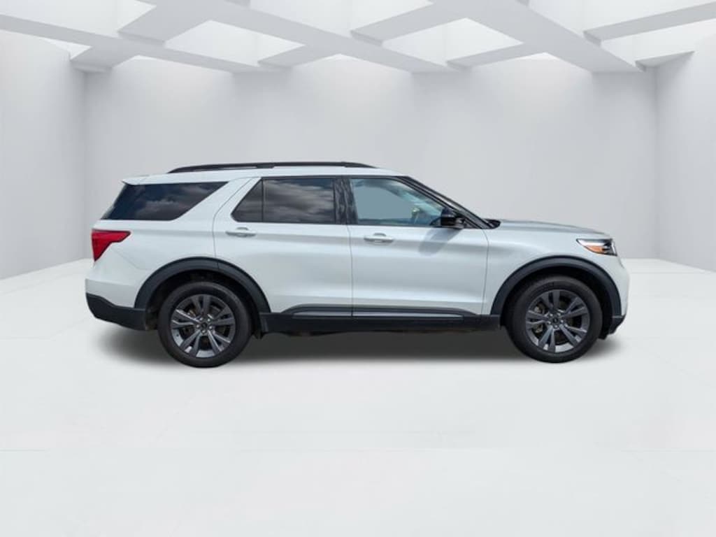 Used 2023 Ford Explorer XLT SUV