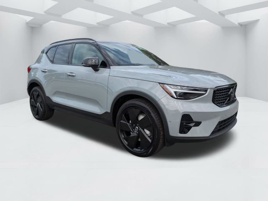 New 2026 Volvo XC40 B5 Ultra Black Edition SUV