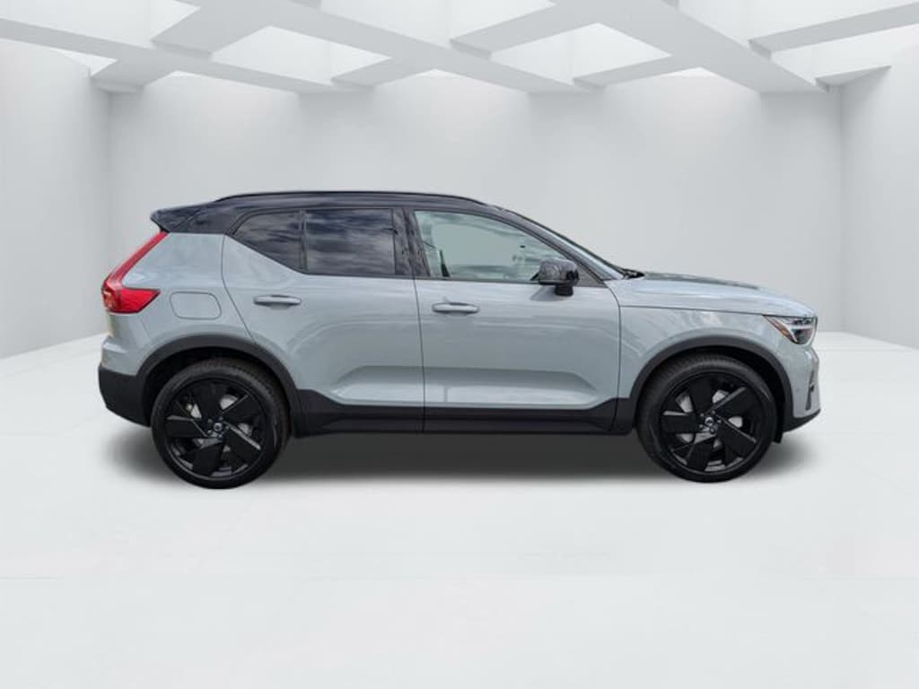 New 2026 Volvo XC40 B5 Ultra Black Edition SUV