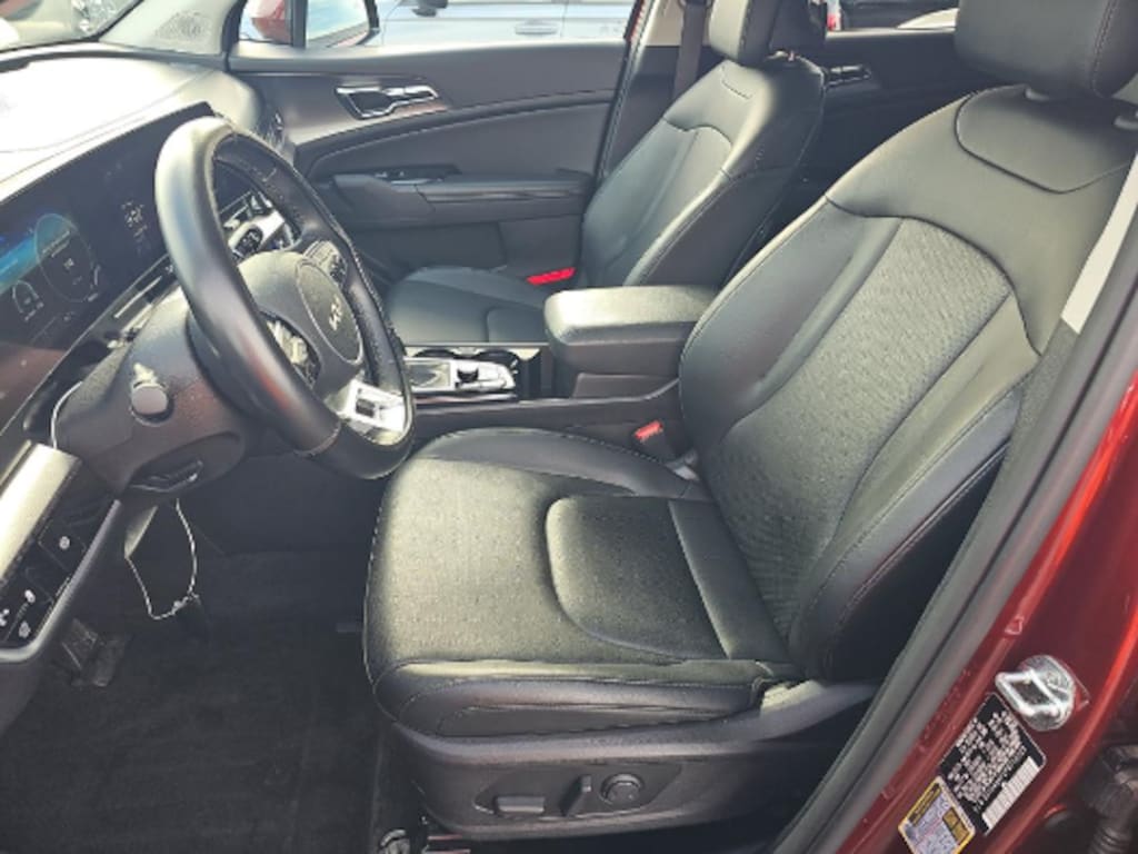 Used 2023 Kia Sportage SX SUV