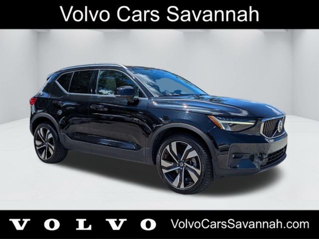 Certified 2023 Volvo XC40 B5 Plus Bright Theme SUV