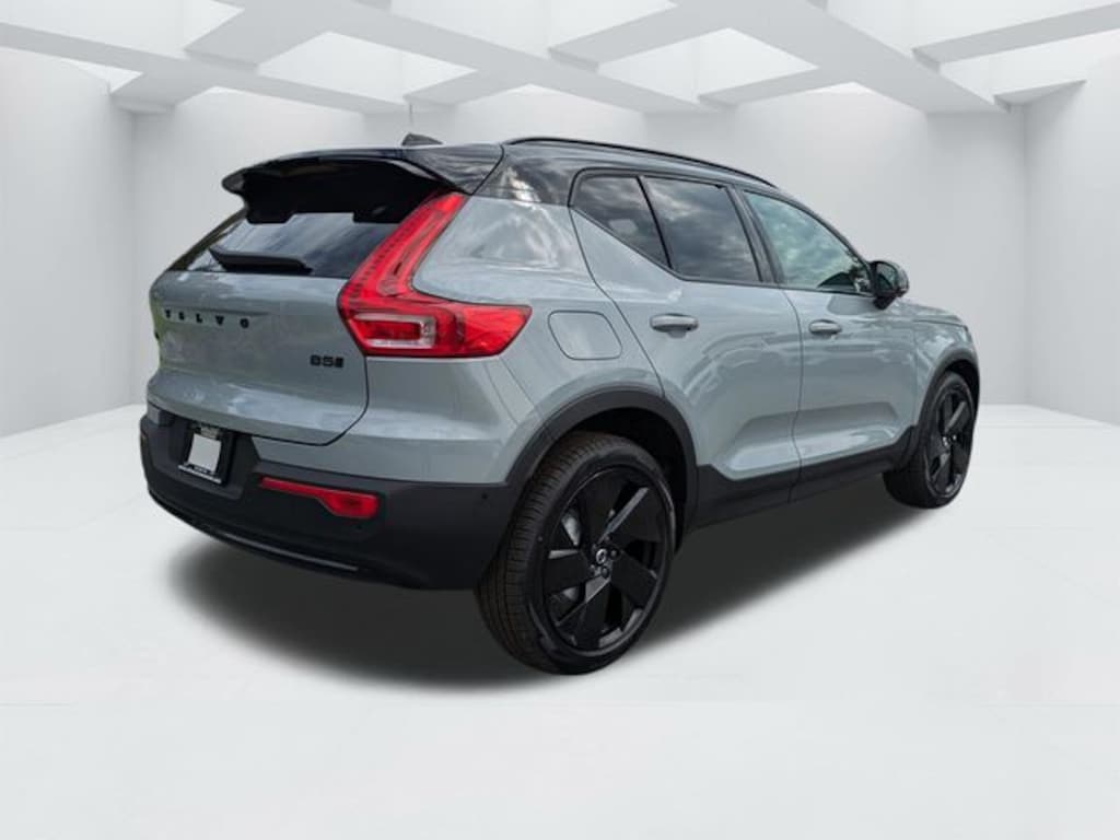 New 2026 Volvo XC40 B5 Ultra Black Edition SUV