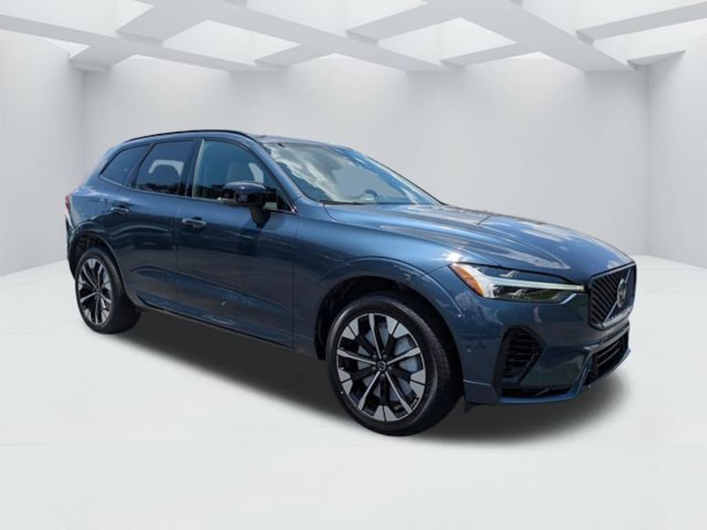 New 2026 Volvo XC60 plug-in hybrid T8 Plus SUV